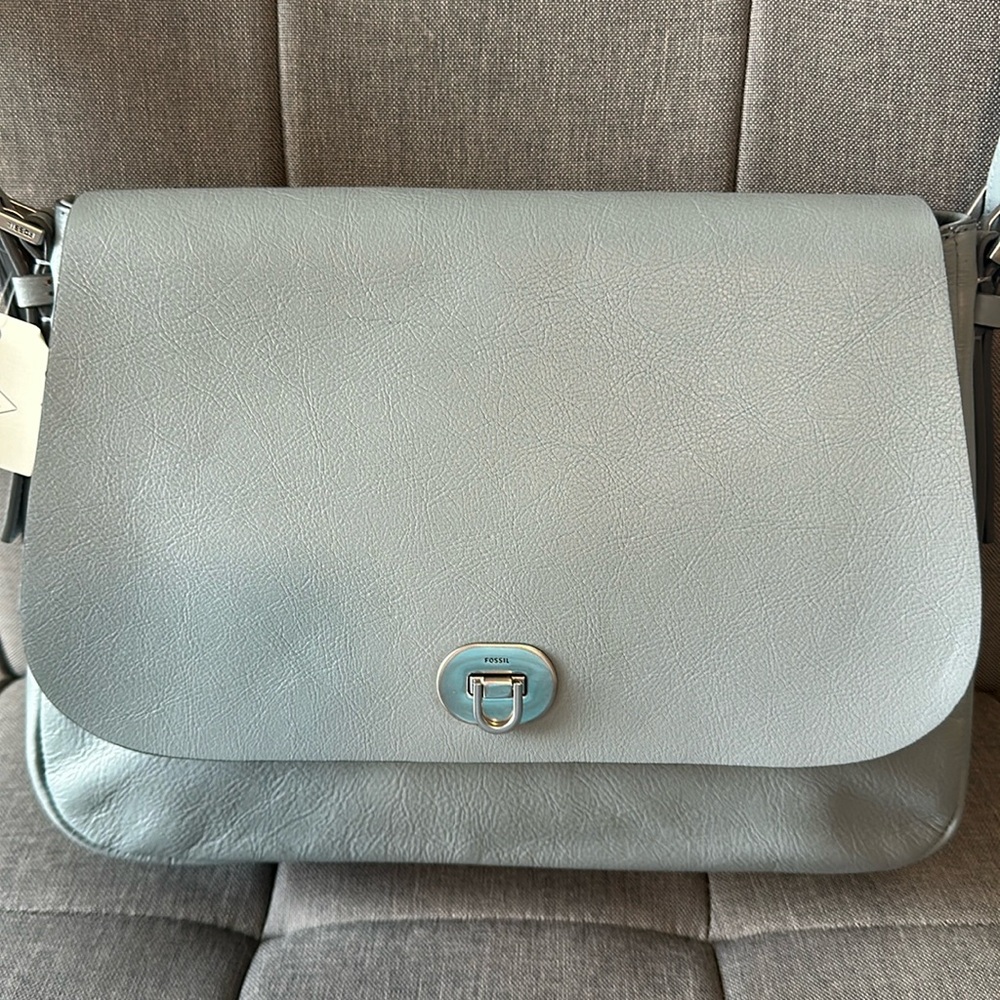 GREAT DEAL! NWT 🎉 Fossil Harper Crossbody